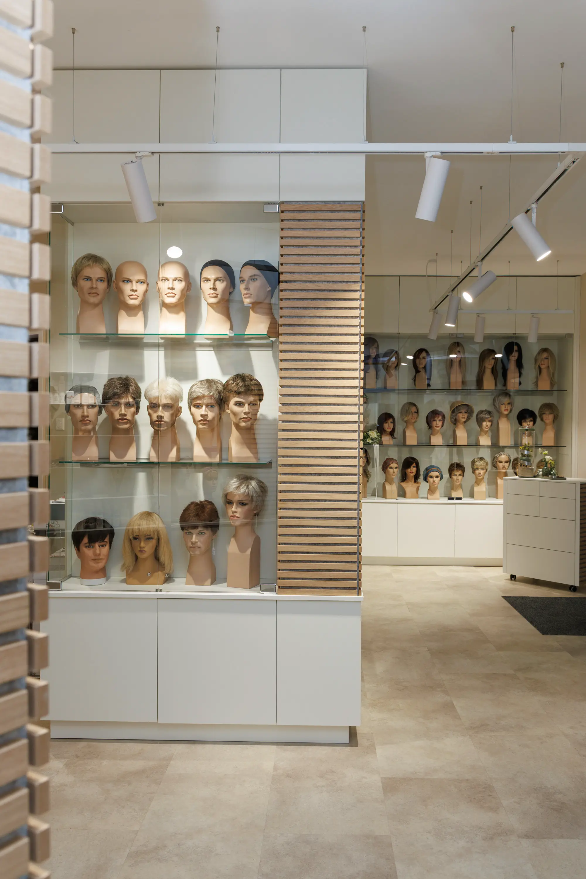 Rothkäppchen Perücken Extensions Studio Osnabrück 111